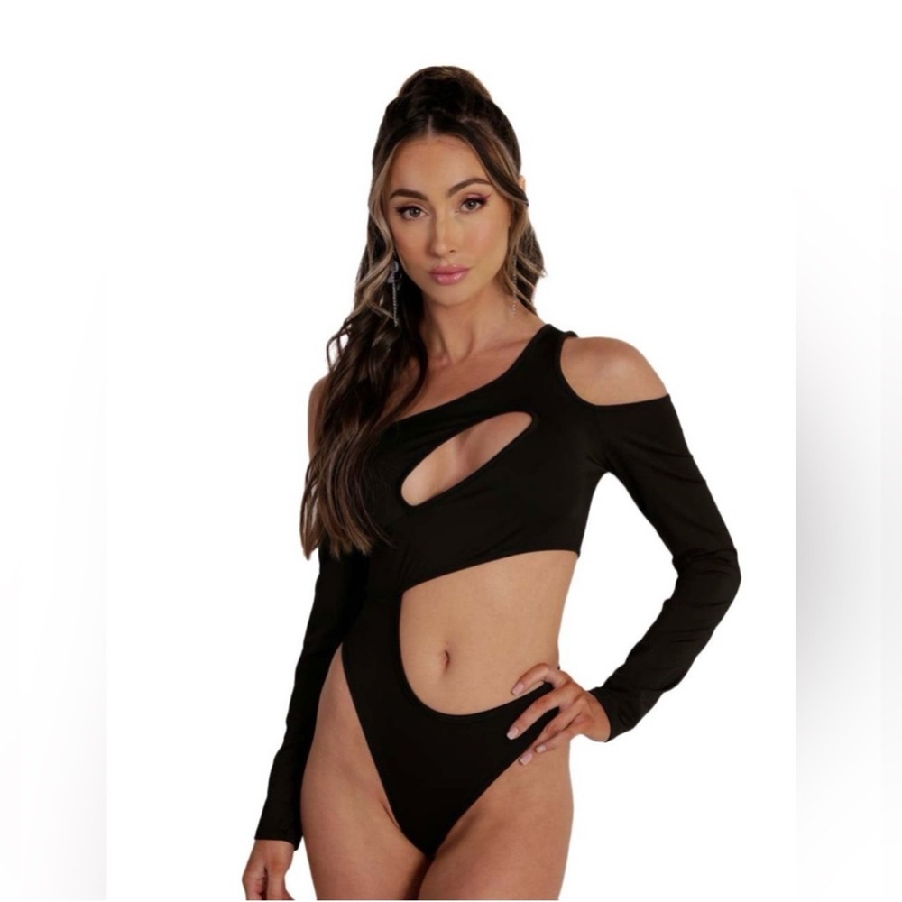 iHeartRaves Black Asymmetrical Cut-Out Bodysuit